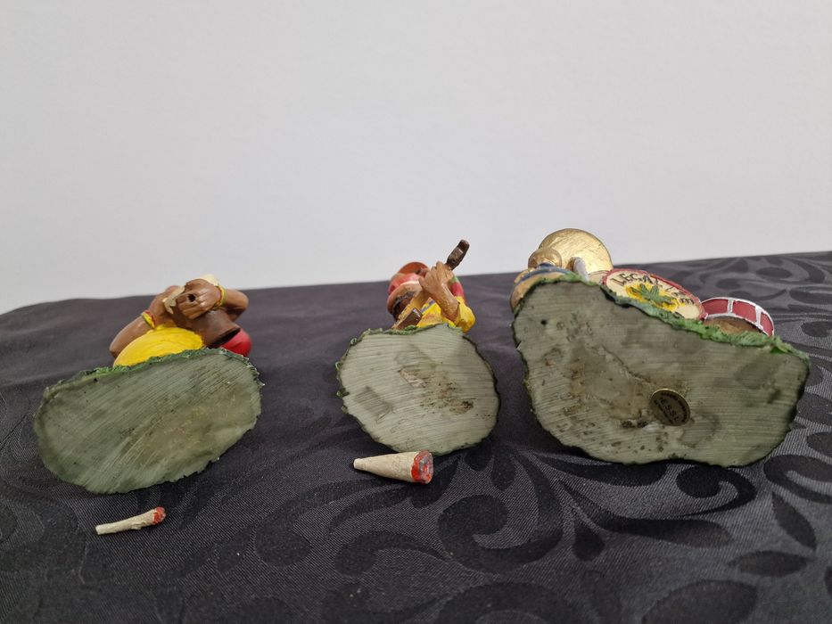 Conjunto 3 Estatuetas musicais Rasta/Reggae Vintage 12cm