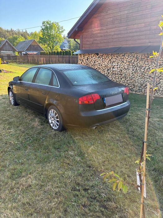 Audi A4 Limousine +4 opony zimowe na felgach