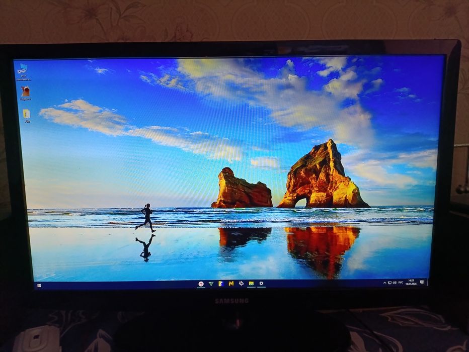 Монитор/Телевизор  б/у Samsung