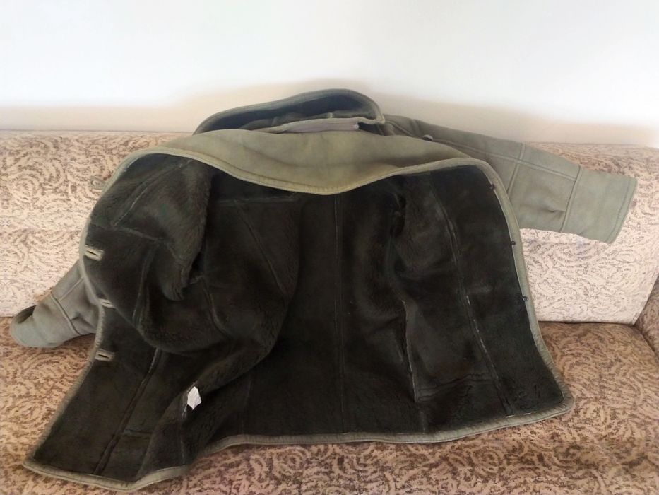 Kożuch damski Eco, przed kolana, z kapturem - kolor: oliwkowy, duże XL