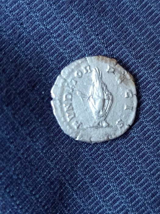 Денарий Септимий Север сохран