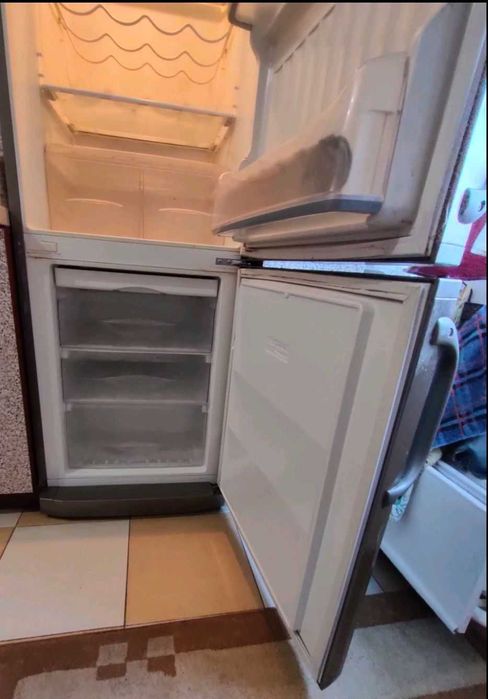 холодильник ARDO