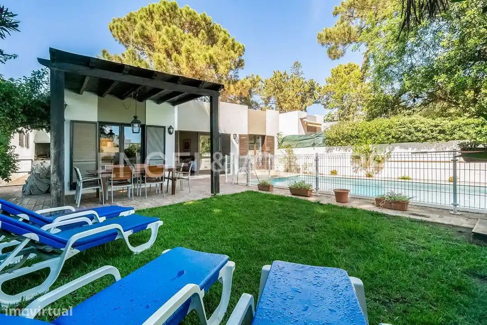 Oportunidade rara: Moradia V3 a 600m da praia