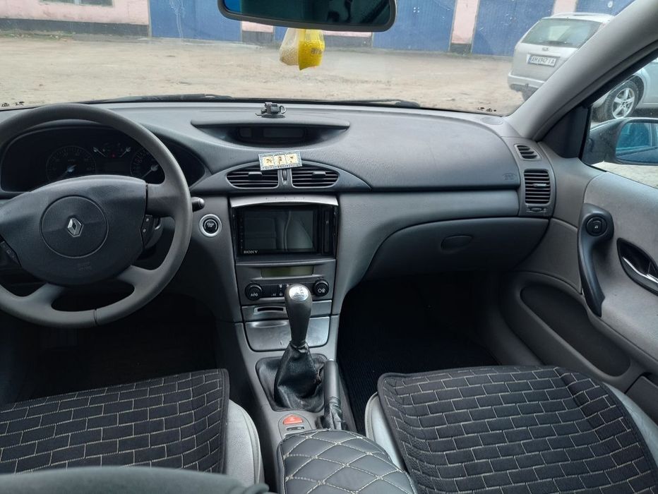 Renault Laguna Рено Лагуна