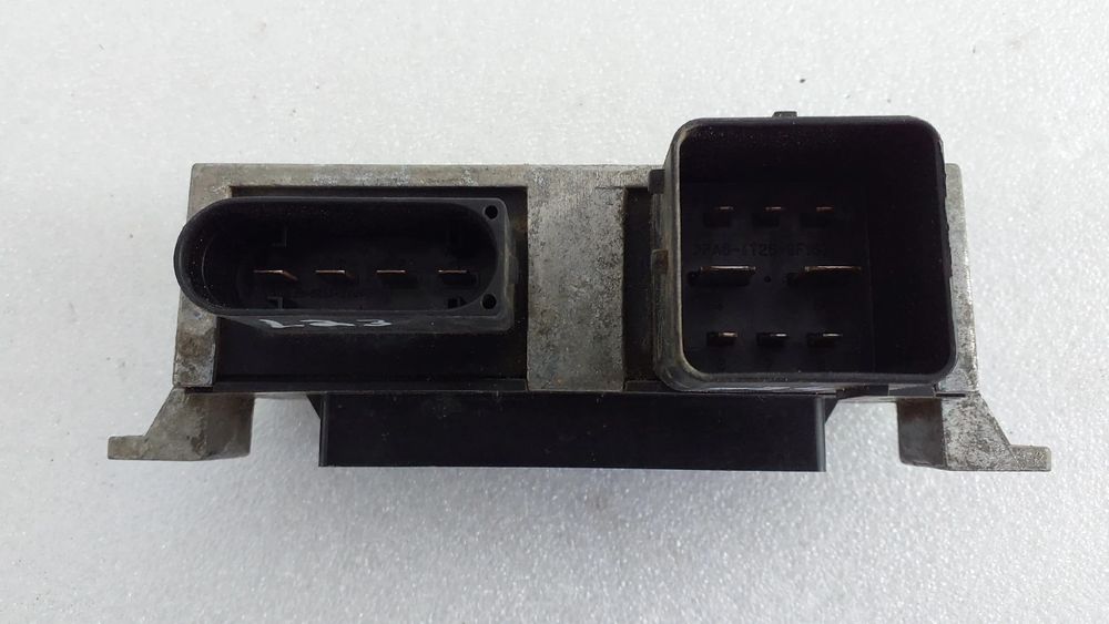 Botão / interruptor electromecânico / relé NISSAN NV200 Furgão/Combi (