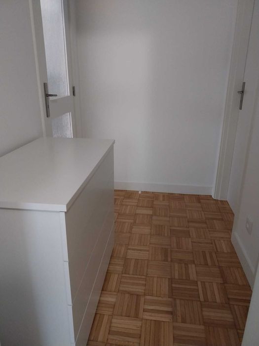 Apartamento T2 perto da universidade para arrendar