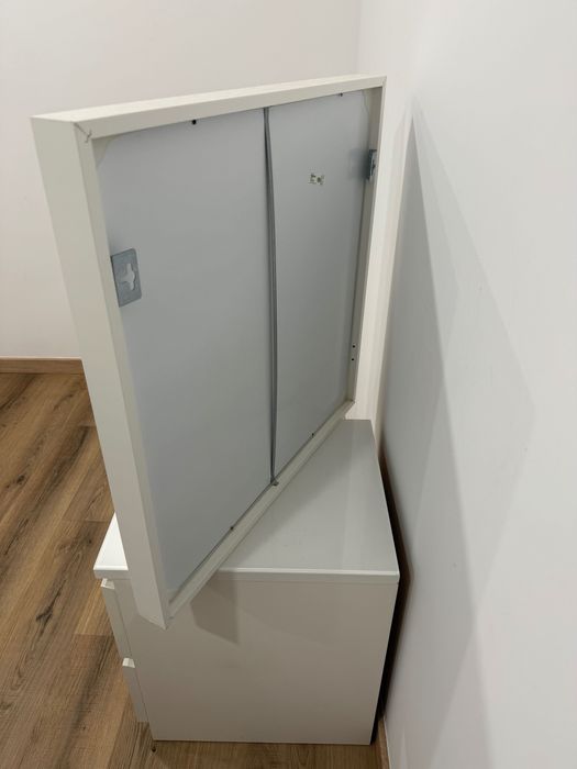 Nissendal Espelho 65x65