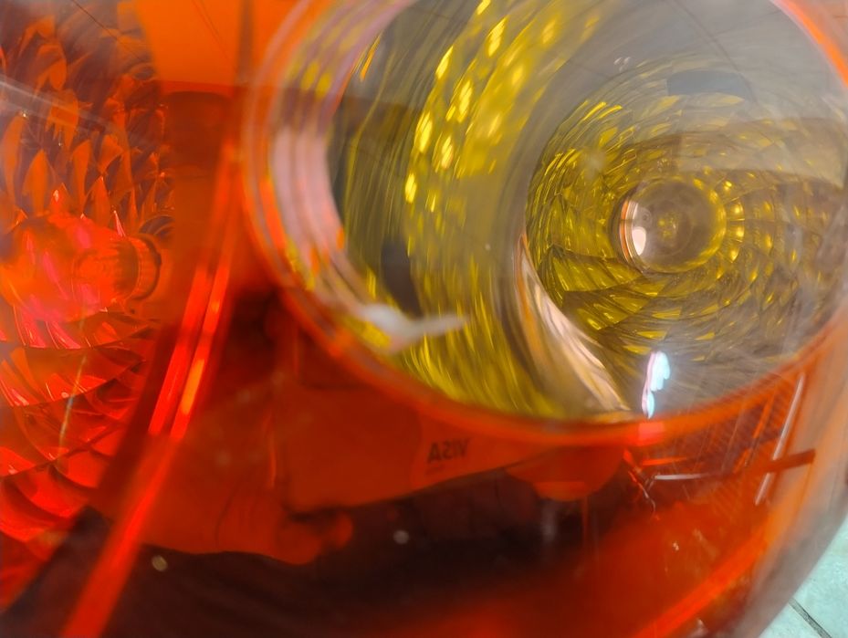 Kia ceed 1 HB hatchback tył prawy wysyłka OLX oryginał oprawki wysyłka