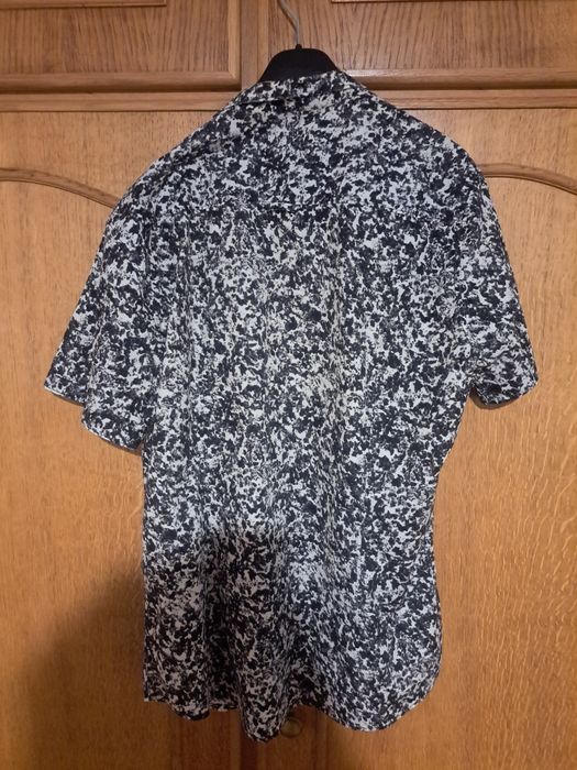 Camisas  em bom estado