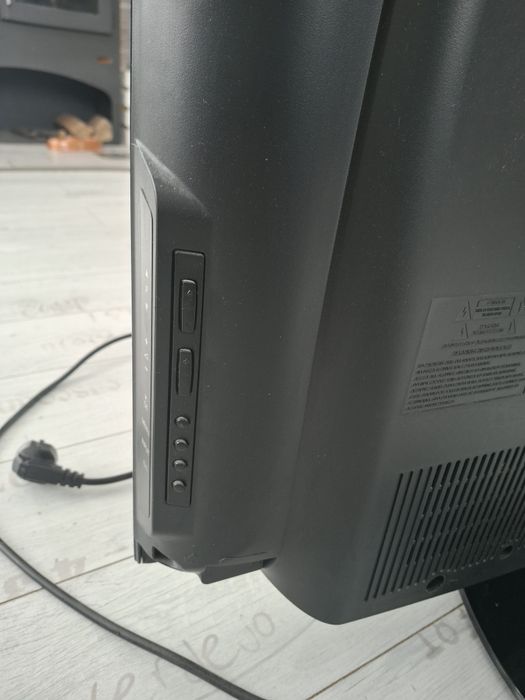 Telewizor płaski LG 37 CALI MODEL 37LD420