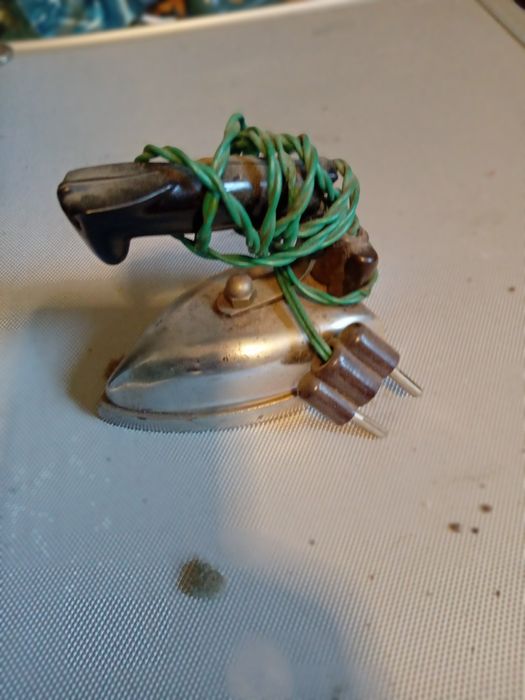 Ferros de engomar antigos