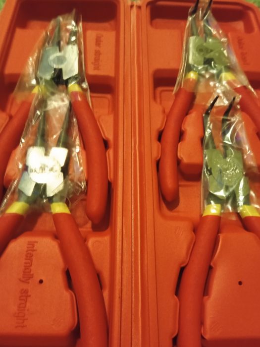 Сьемник стопорных колец