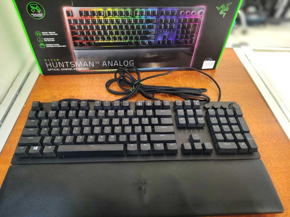 używana Klawiatura Razer Huntsman v2 Analog