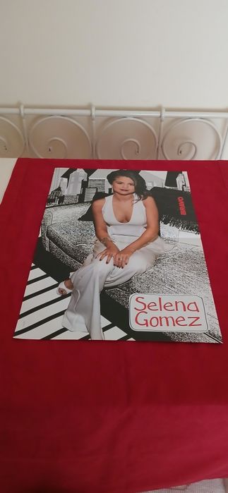 Poster X4U/ Selena Gomez