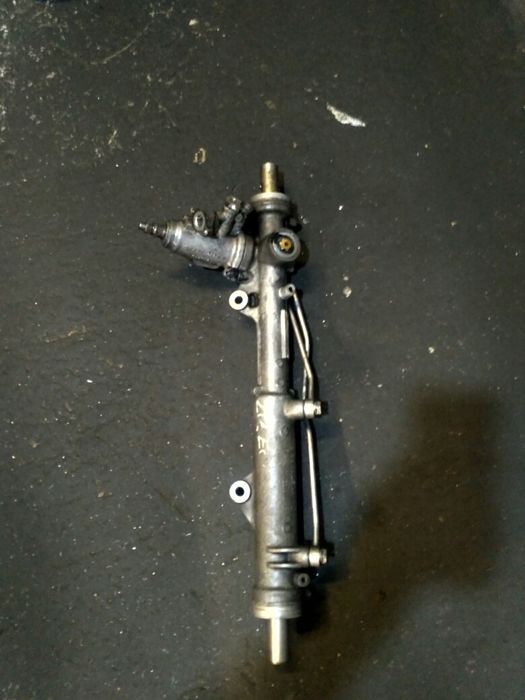 Рульова рейка на Мерседес c203 w204 w203