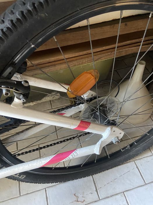 Bicicleta BTT Rockrider ST 100 - Roda 27.5" (Mulher/Unissexo)