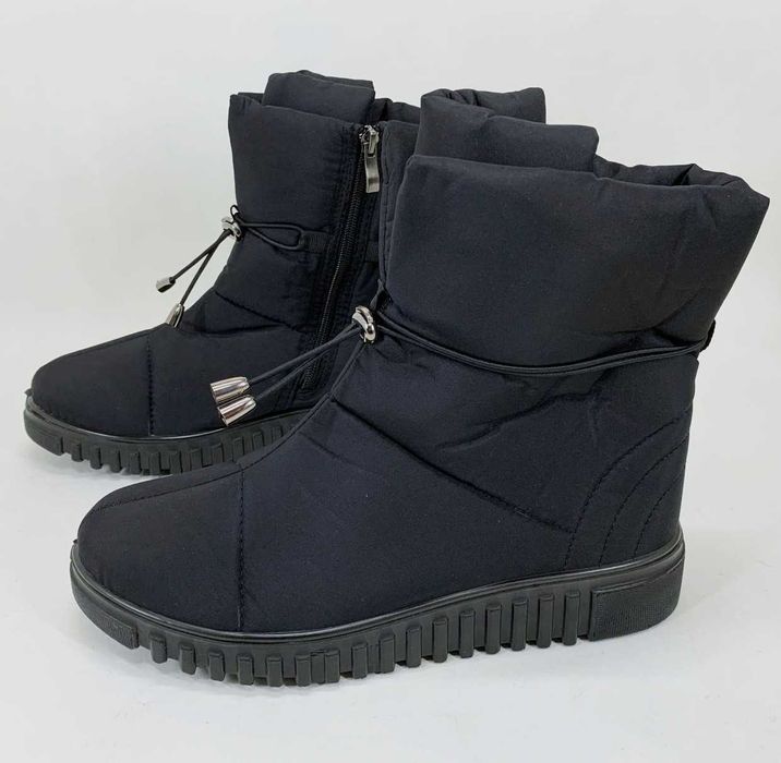 Зимние дутики на меху женские черные сапоги утепленные