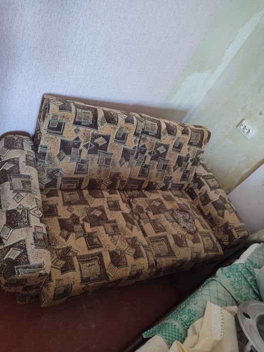 Диван двомісний, не розкладний