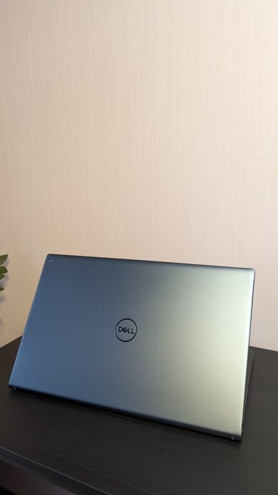 Dell inspiron 5515 15.6" сенсор R5 5500u 8 ram 256 ssd lucienne 512mb