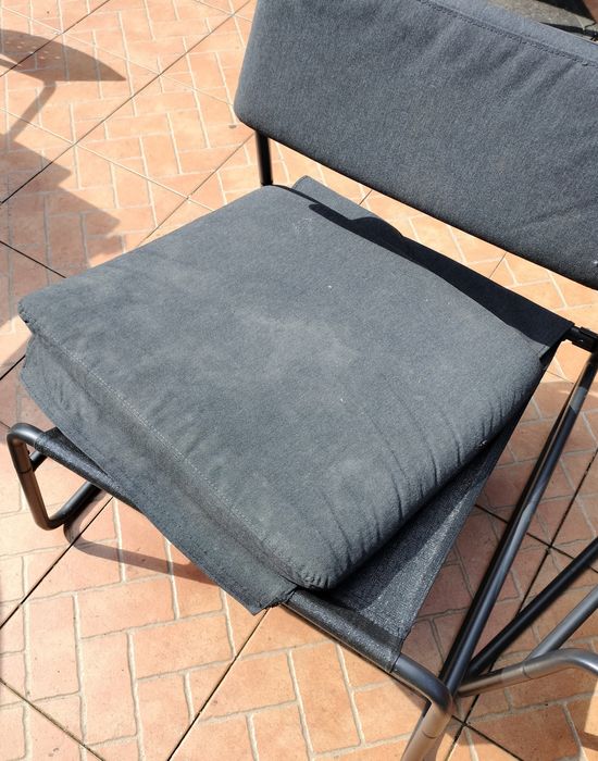 Poltronas para uso exterior / Interior 
design leve
Estrutura em metal