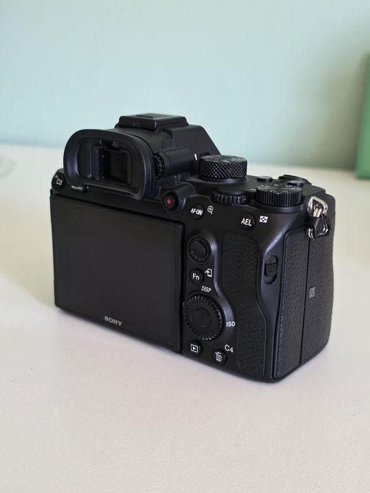 Sony A7 III ótimo estado