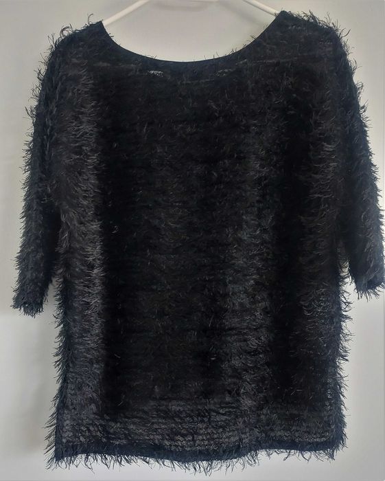 Czarna włochata bluzka River Island