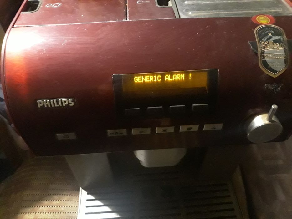 Автоматическая кофемашина PHILIPS,можно по запчастям