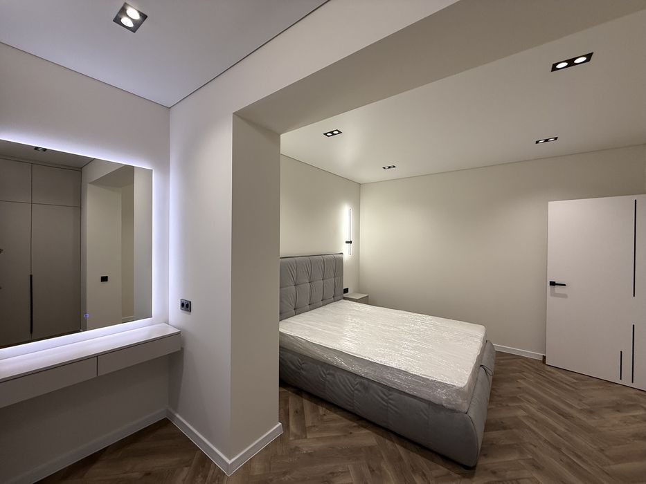 Продам сучасну 1к квартиру в класному районі!