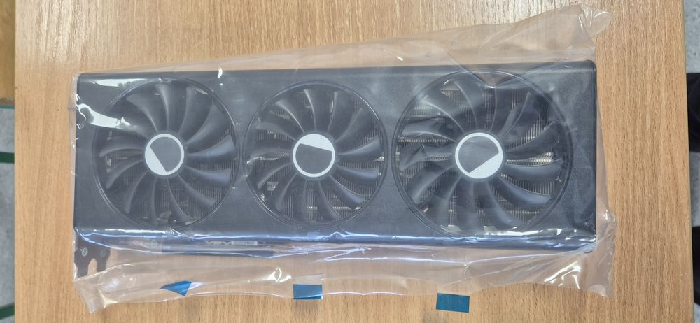 XFX Quick 319 RX 7700XT
