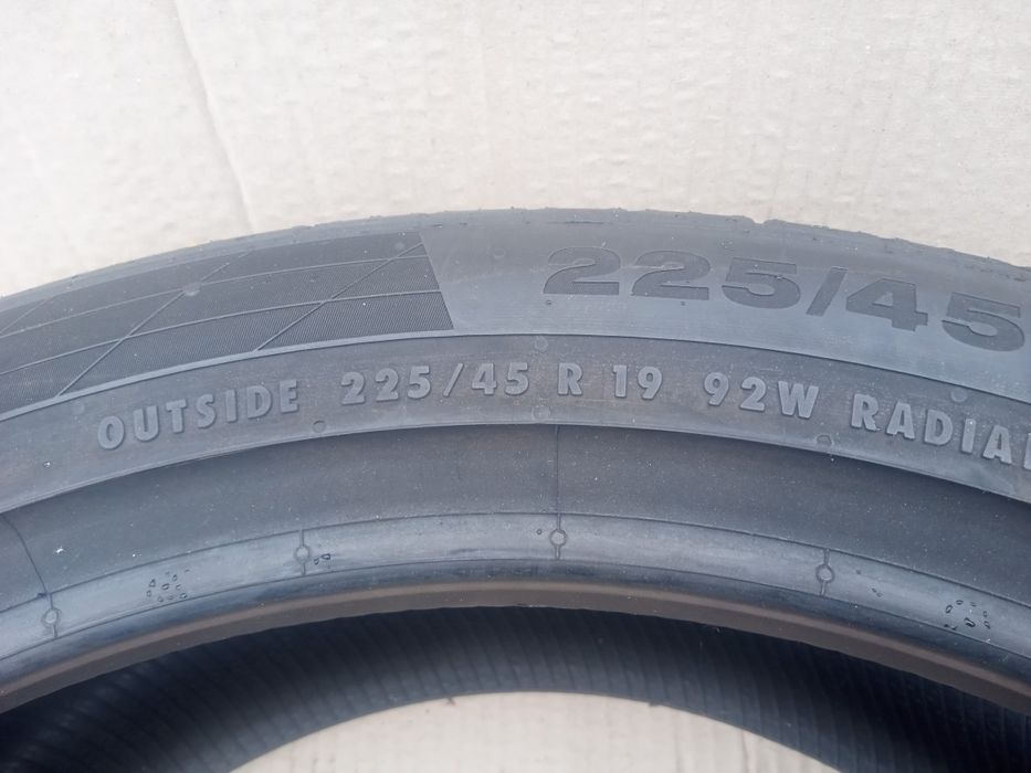 Opona letnia 225/45R19 Continental contisportcontact 5 Nowa