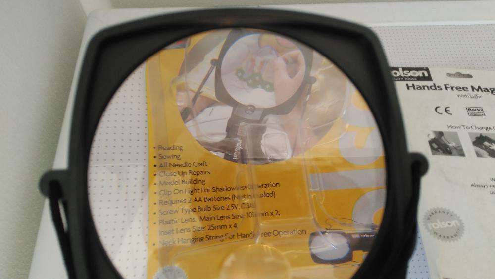 Lupa grande com Luz Made England