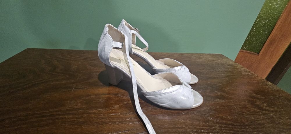 Buty damskie rozmiar 39