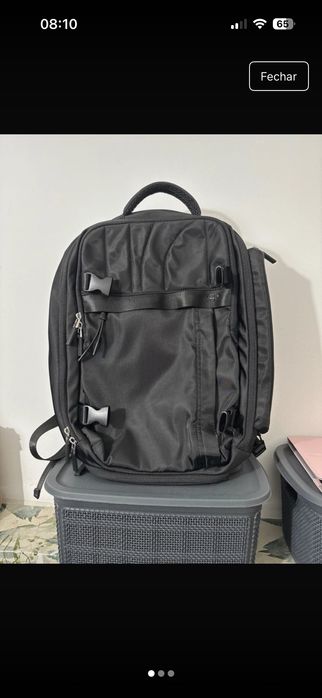 Mochila de cabine preta da Parfois