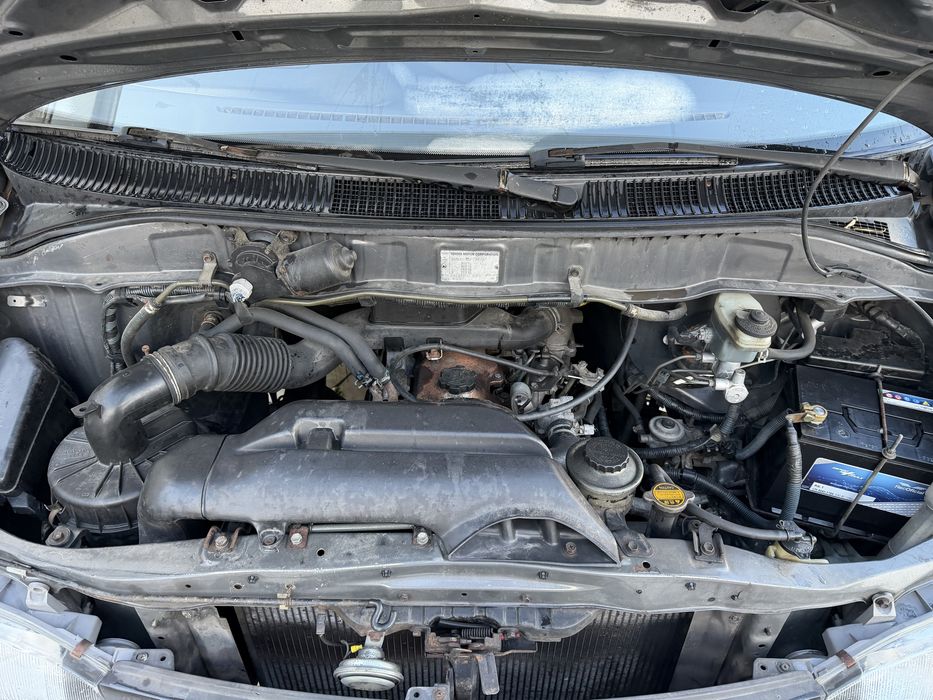 Toyota Hiace 2.4D 98