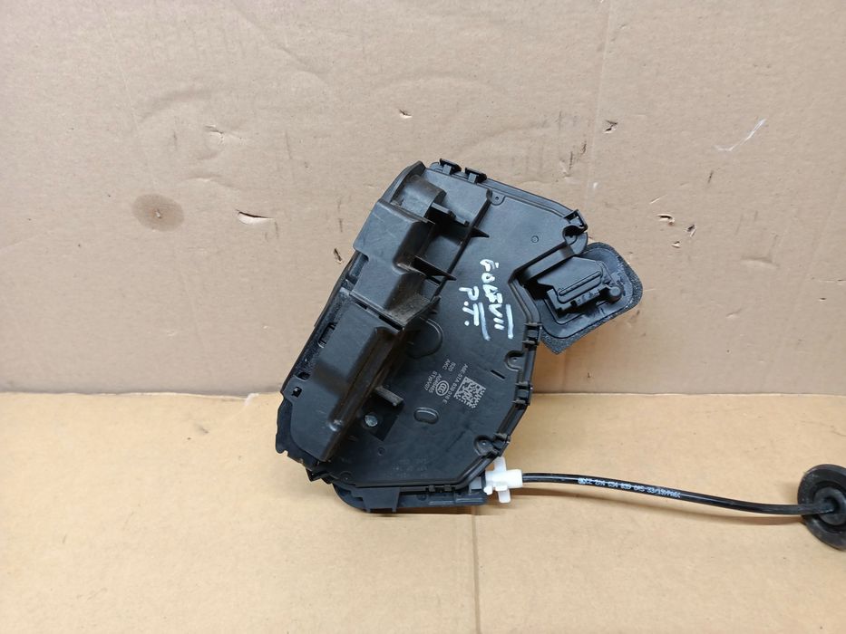 Zamek drzwi prawy tył tylny prawy Volkswagen Golf VII