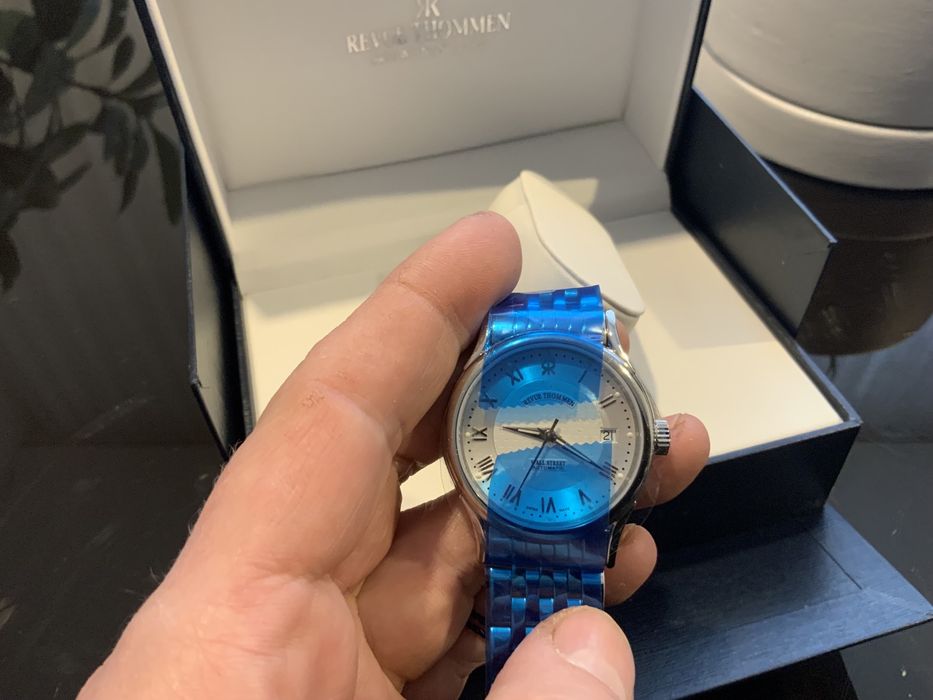 Часы Revue Thommen 2000.2.2132