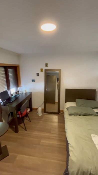 Alugo quarto general torres