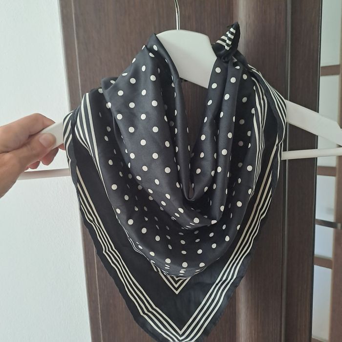 Хусточка в стилі Dolce G.  60×60