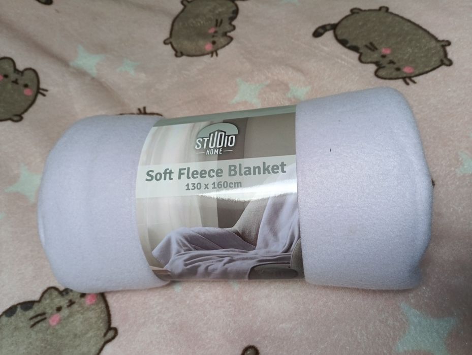 Koc 160/130 cm z polaru nowy z metka