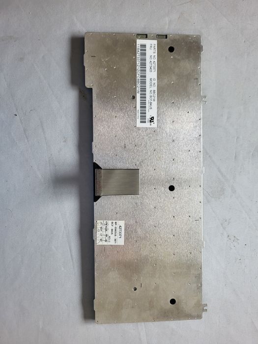 Sprzedam orginalną Klawiaturę do laptopa Lenovo N 500