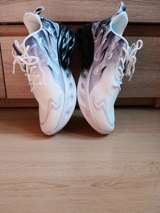 Buty sportowe nowe