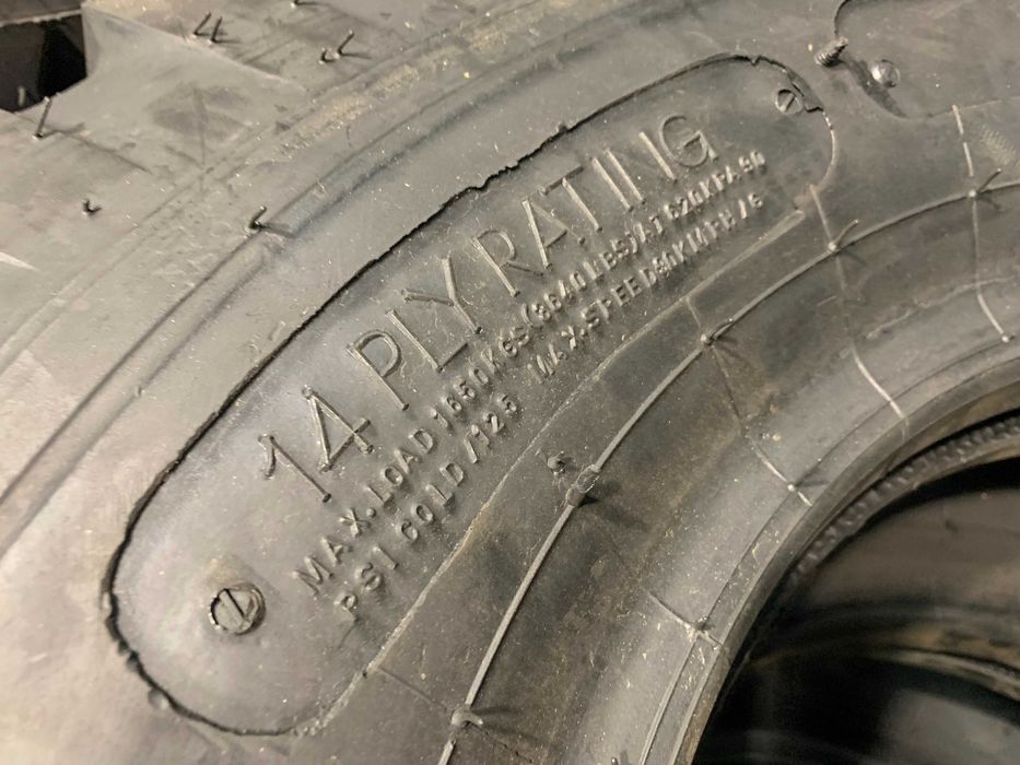 Opony Militarne Odcisk Wielbłąda 9.00-16 14PR NOWE!