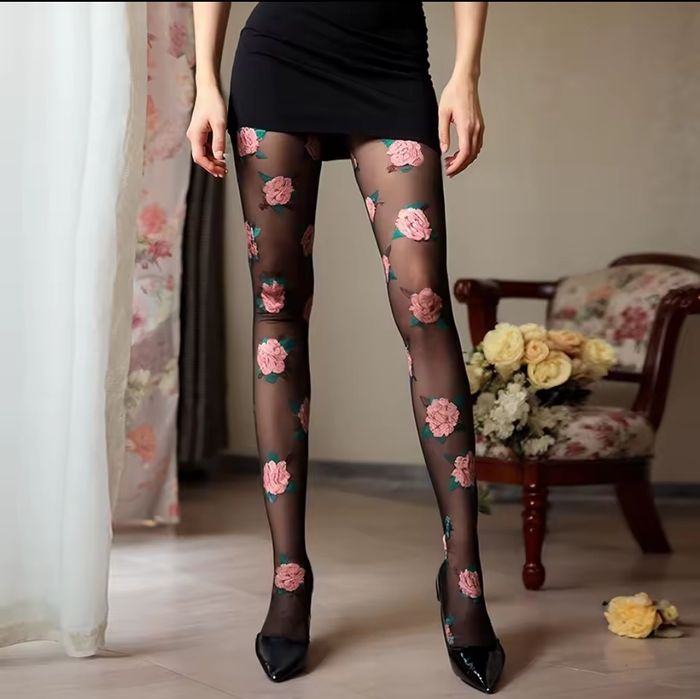 Ажурные капроновые трендовые колготы колготки розы цветы сетка