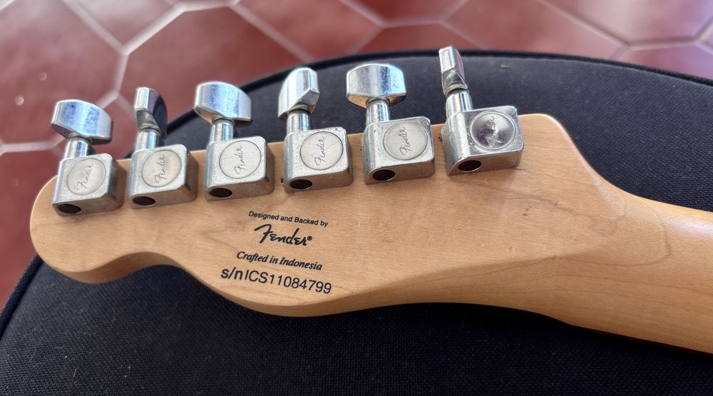 Fender Squier Telecaster Standard Sunburst