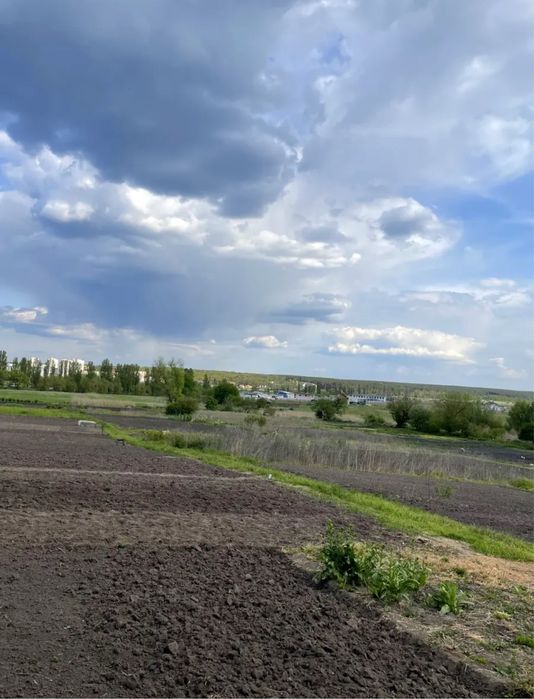 Продам будинок ( частина ) Ворзель вул.Яблунська 3