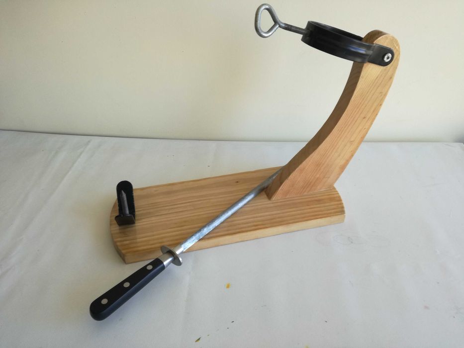 Suporte para Cortar Presunto