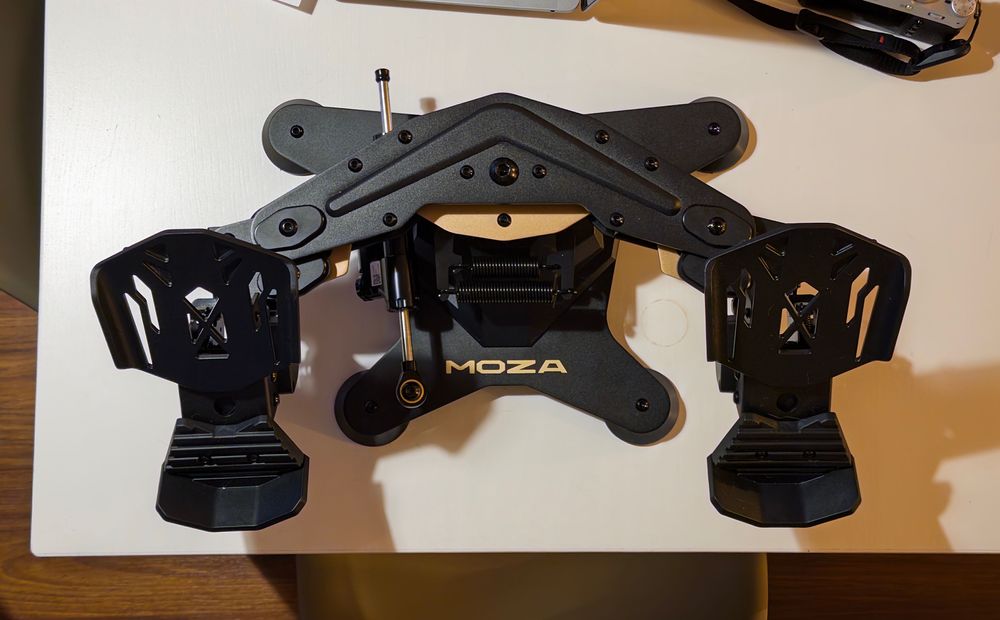 MOZA Rudder Pedals + MOZA MRP Adjustable Damper
