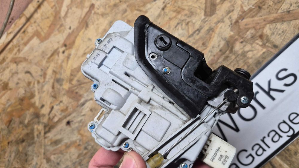 AUDI A4 B6-B7 8E/Seat/Skoda/Etc - Fechadura Trás Direita 8E0.839016AA