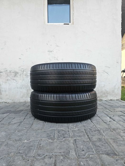 Lato Michelin 235/50 R19