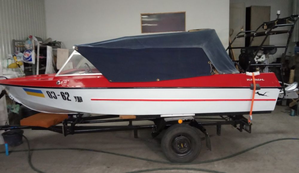 Лодку "КРЫМ", с мотором болотоходом + лафет.